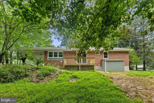 5423 EMERALD DR, Sykesville, MD 21784