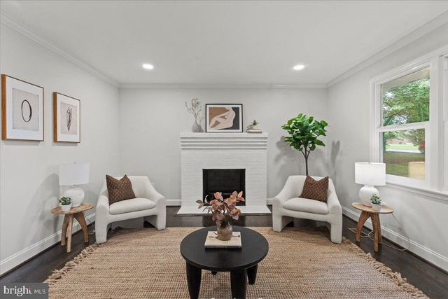 5423 EMERALD DR, Sykesville, MD 21784