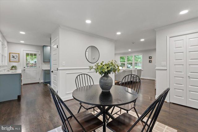 5423 EMERALD DR, Sykesville, MD 21784