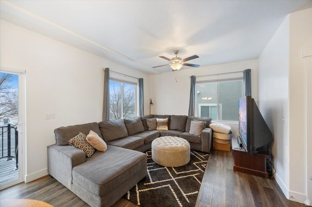 855 N GLENEAGLES CT, Tooele, UT 84074