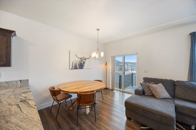 855 N GLENEAGLES CT, Tooele, UT 84074