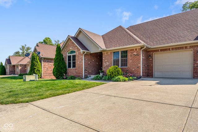 633 Mallards Crossing, Martinsville, IN 46151