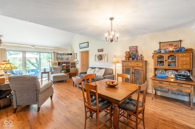 633 Mallards Crossing, Martinsville, IN 46151