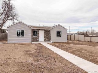 2415 E 10TH ST, Cheyenne, WY 82007