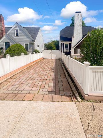 204 Brown Street, West Haven, CT 06516