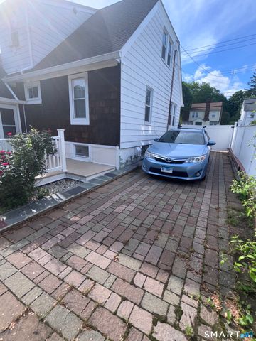 204 Brown Street, West Haven, CT 06516