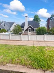 204 Brown Street, West Haven, CT 06516