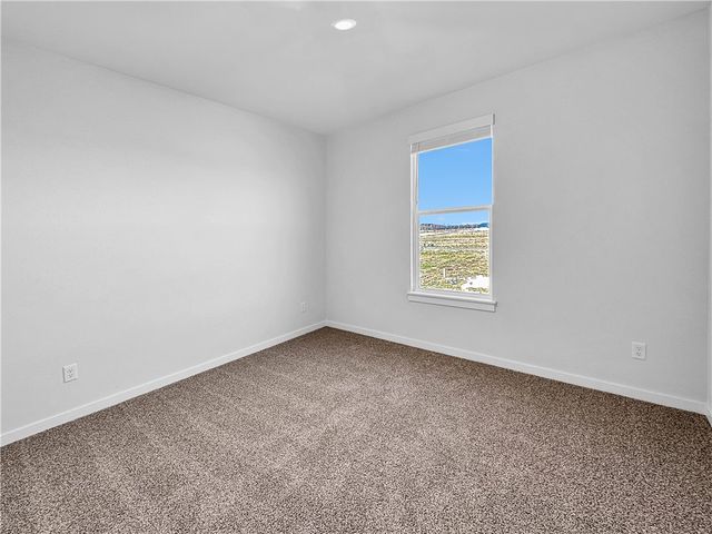 351 S Neon Avenue, Fayetteville, AR 72704