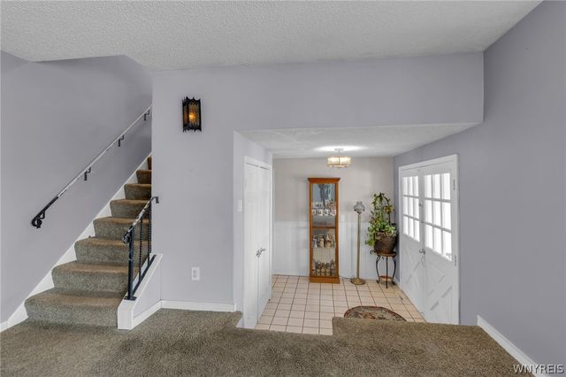 6825 Shawnee Road, Wheatfield, NY 14120