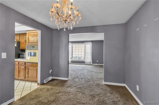 6825 Shawnee Road, Wheatfield, NY 14120