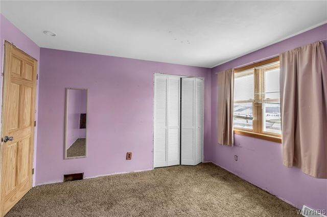 6825 Shawnee Road, Wheatfield, NY 14120