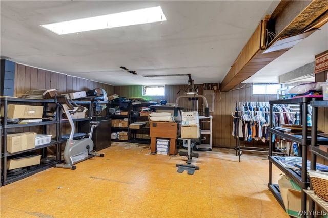 6825 Shawnee Road, Wheatfield, NY 14120