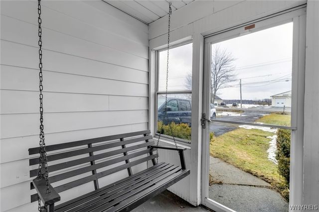 6825 Shawnee Road, Wheatfield, NY 14120