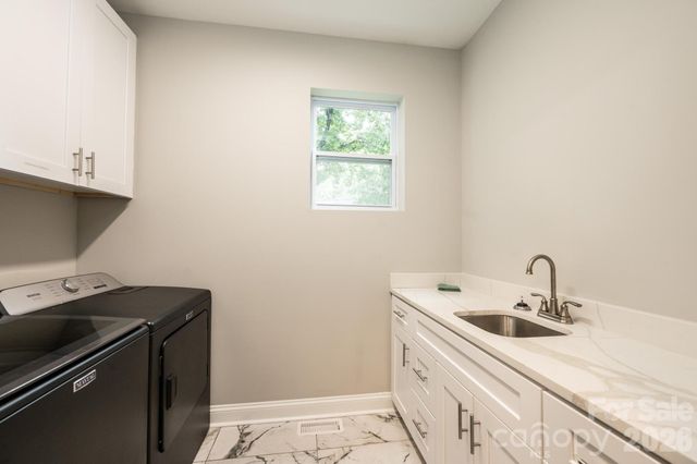 3075 Jamestown Drive, Gastonia, NC 28054