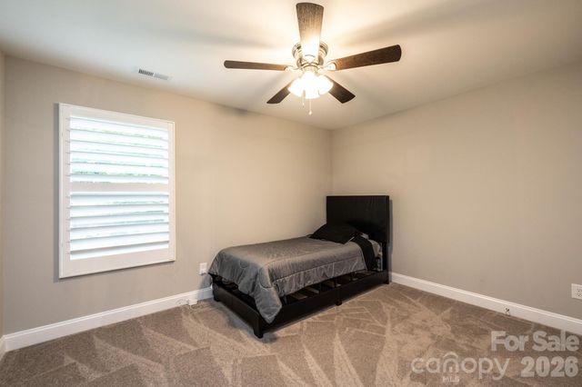 3075 Jamestown Drive, Gastonia, NC 28054