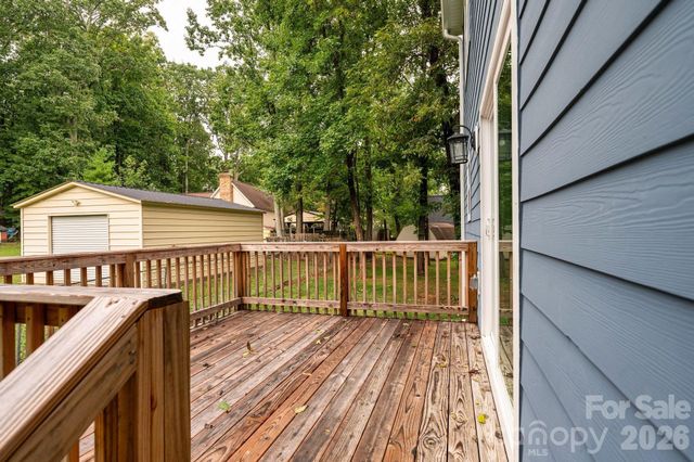 3075 Jamestown Drive, Gastonia, NC 28054