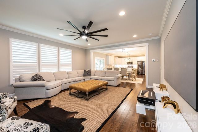 3075 Jamestown Drive, Gastonia, NC 28054