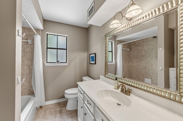 34 W Placid Hill Circle, The Woodlands, TX 77381