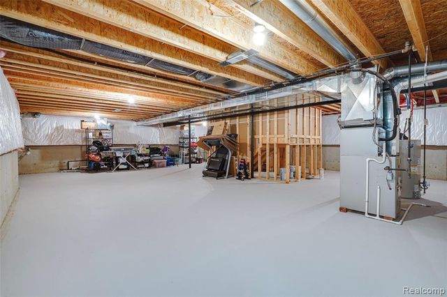 48859 Garden Lane, Canton, MI 48188