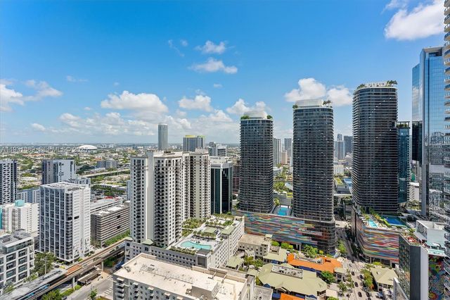 1100 S Miami Ave 4008, Miami, FL 33130