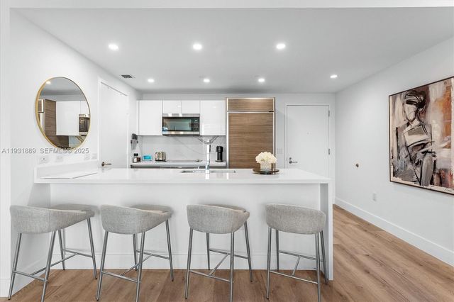 1100 S Miami Ave 4008, Miami, FL 33130