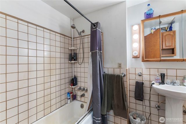 15433 SE 275th Street, Kent, WA 98042