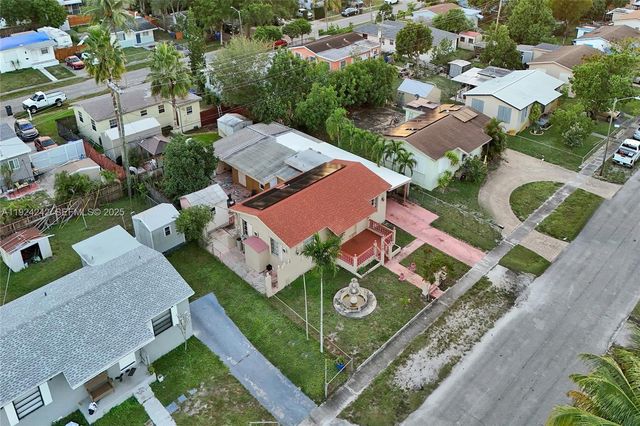 6404 Evans St, Hollywood, FL 33024