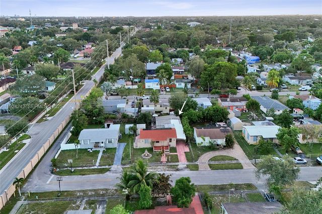 6404 Evans St, Hollywood, FL 33024