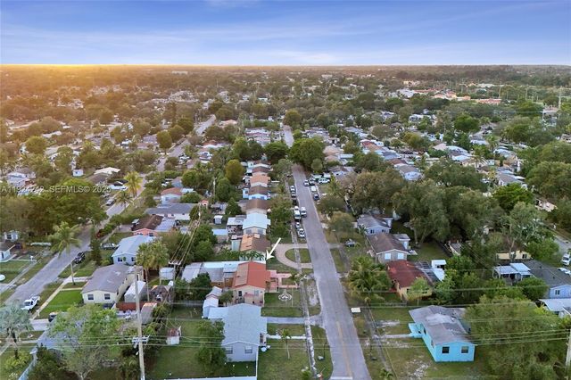 6404 Evans St, Hollywood, FL 33024