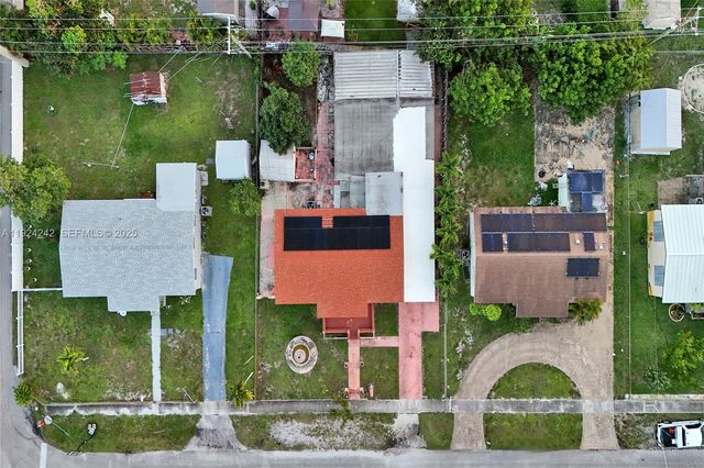 6404 Evans St, Hollywood, FL 33024