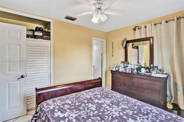 6404 Evans St, Hollywood, FL 33024