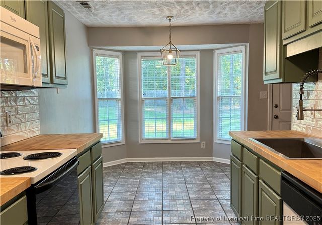 198 Independence Drive, Raeford, NC 28376