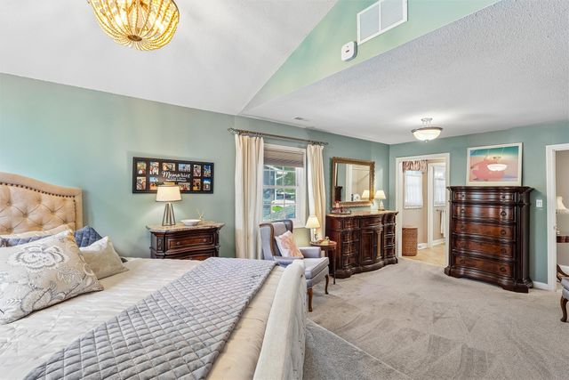 3212 Vine Street, West Des Moines, IA 50265