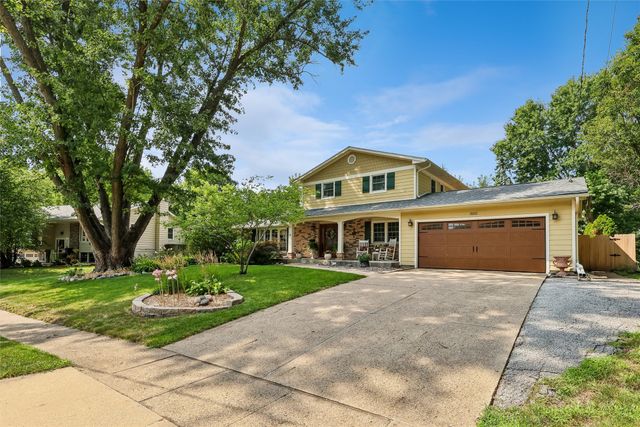 3212 Vine Street, West Des Moines, IA 50265