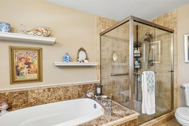 3212 Vine Street, West Des Moines, IA 50265