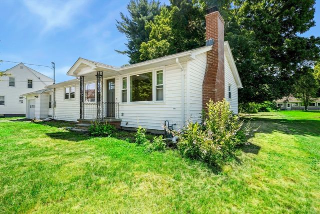 140 Everett St, Easthampton, MA 01027