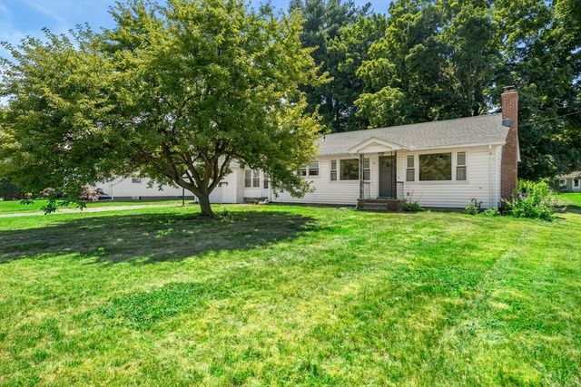140 Everett St, Easthampton, MA 01027