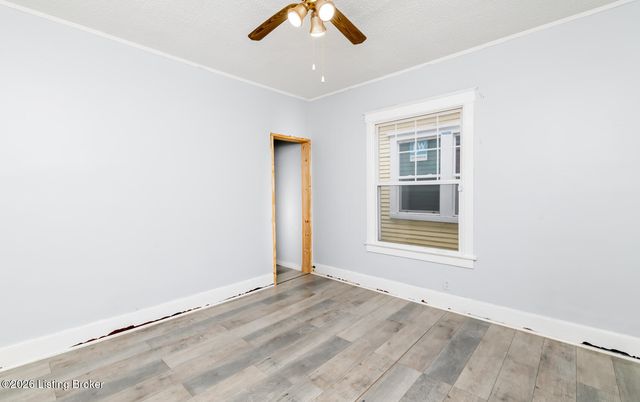 2316 Greenwood Ave, Louisville, KY 40210