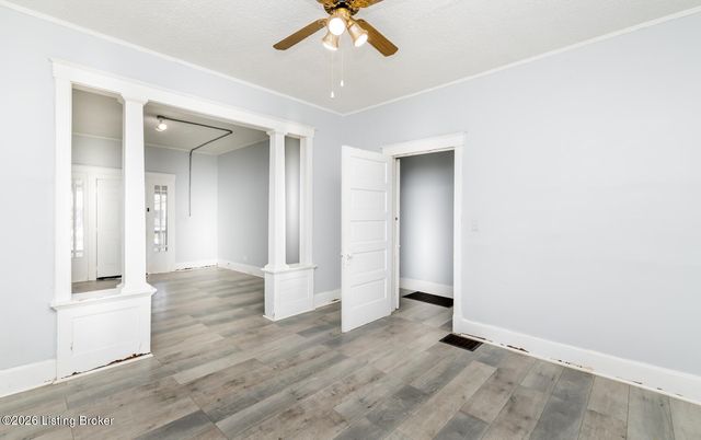 2316 Greenwood Ave, Louisville, KY 40210