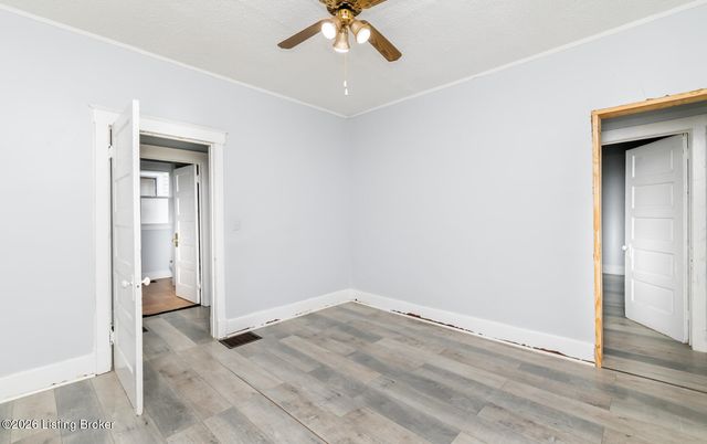 2316 Greenwood Ave, Louisville, KY 40210