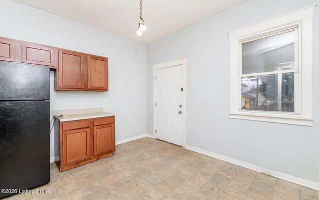 2316 Greenwood Ave, Louisville, KY 40210