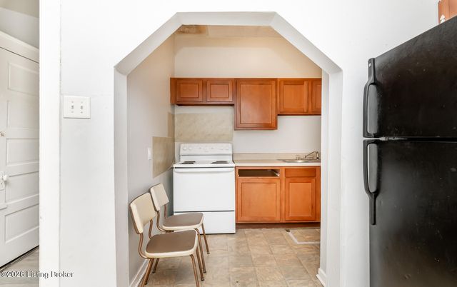 2316 Greenwood Ave, Louisville, KY 40210