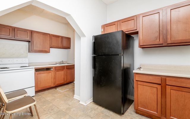 2316 Greenwood Ave, Louisville, KY 40210