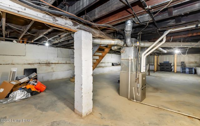 2316 Greenwood Ave, Louisville, KY 40210