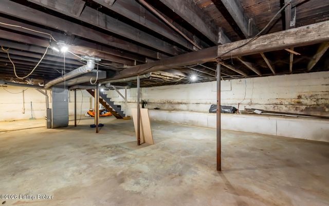 2316 Greenwood Ave, Louisville, KY 40210