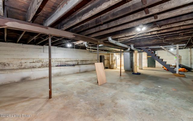 2316 Greenwood Ave, Louisville, KY 40210