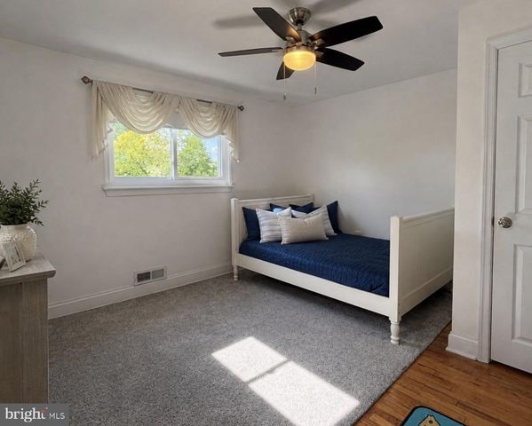 10 JACQUELINE DR, Paoli, PA 19301