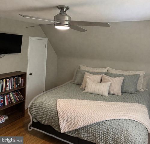 10 JACQUELINE DR, Paoli, PA 19301