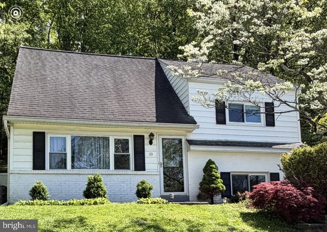 10 JACQUELINE DR, Paoli, PA 19301