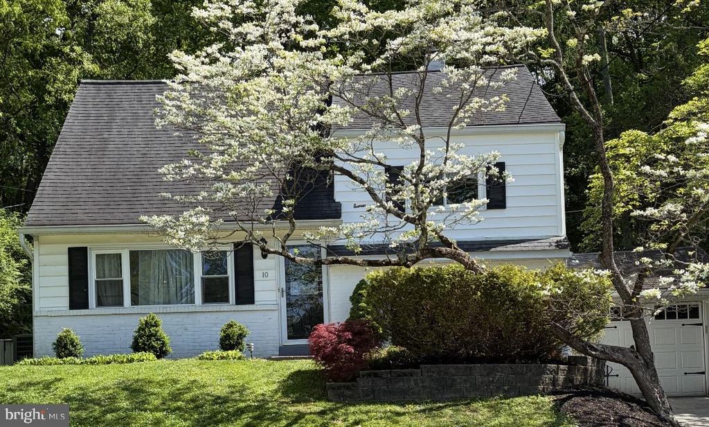 10 JACQUELINE DR, Paoli, PA 19301